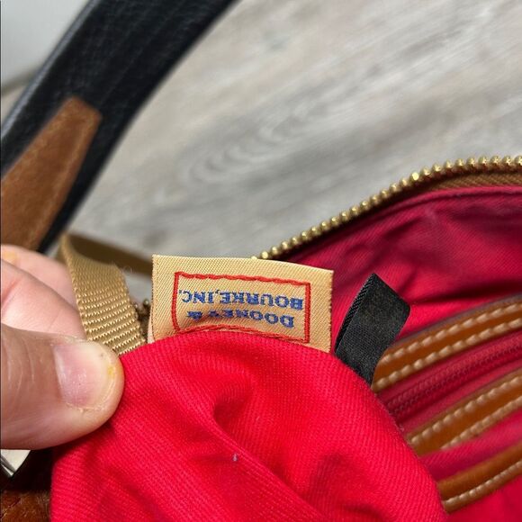 4302 Dooney & Bourke black brown leather crossbody - Picture 9 of 15